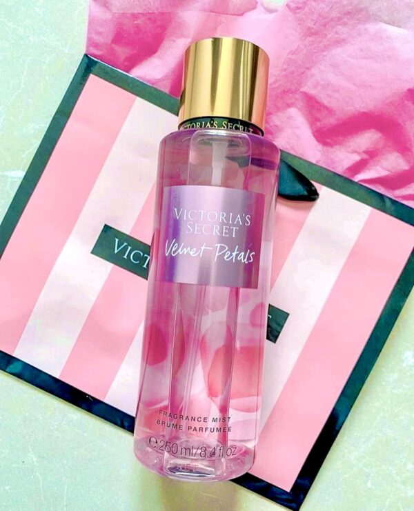 Body Splash Velvet Petals Victoria's Secret - Image 2